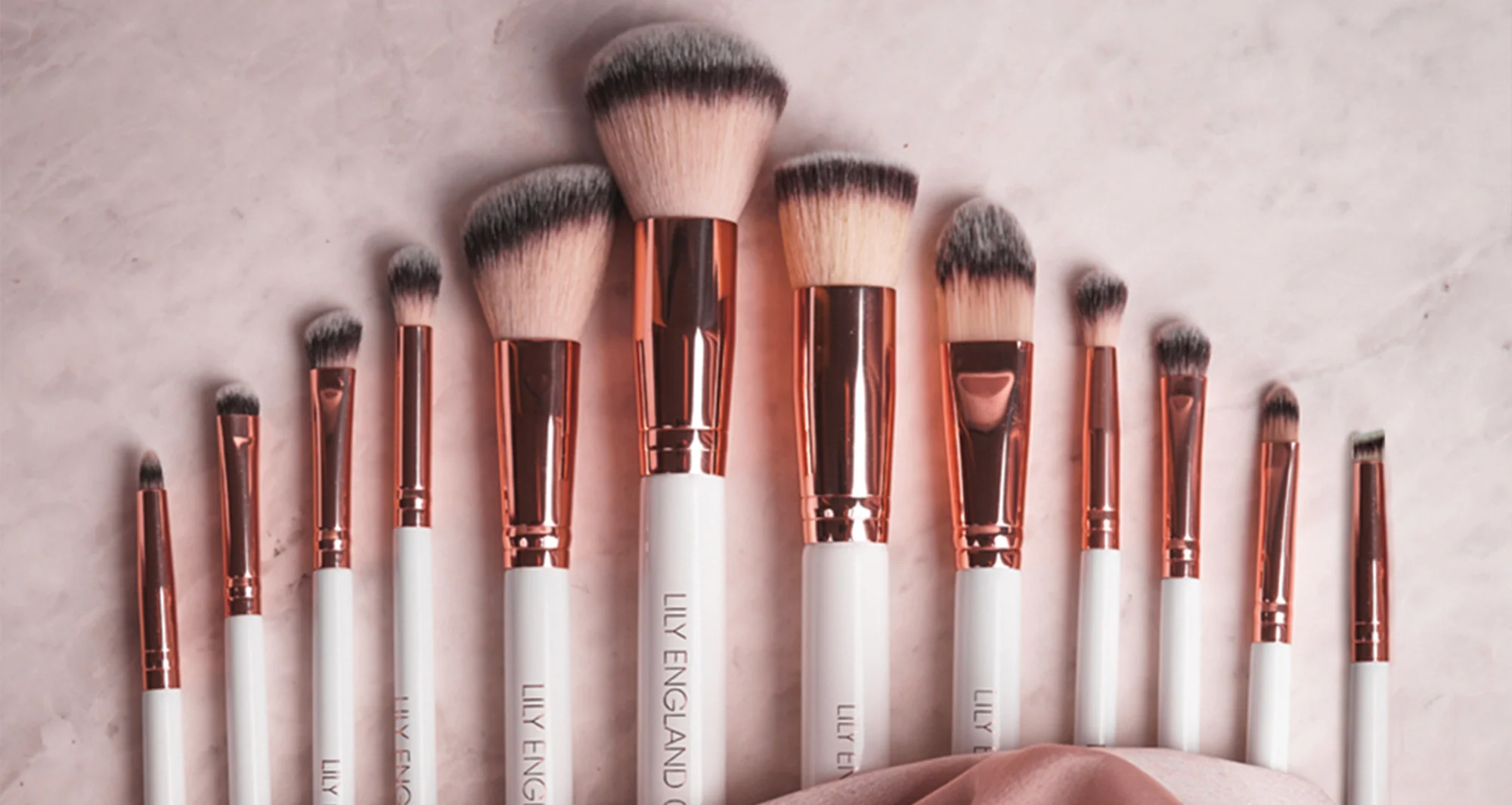 5 Ways to Clean Your Makeup Brushes